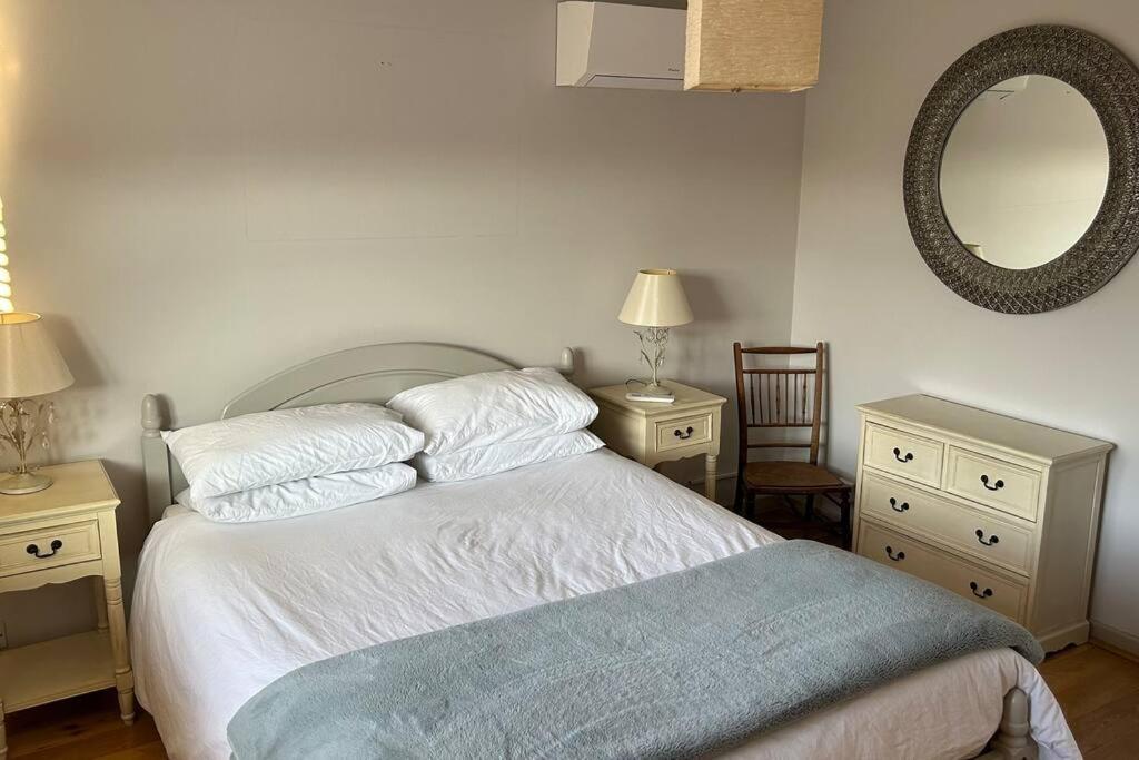 Cosy 2 Bed, Home From Home Haddenham  Esterno foto