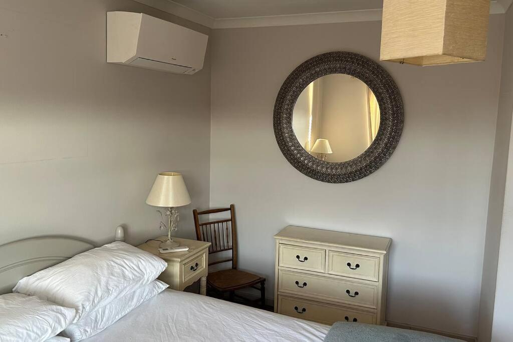 Cosy 2 Bed, Home From Home Haddenham  Esterno foto